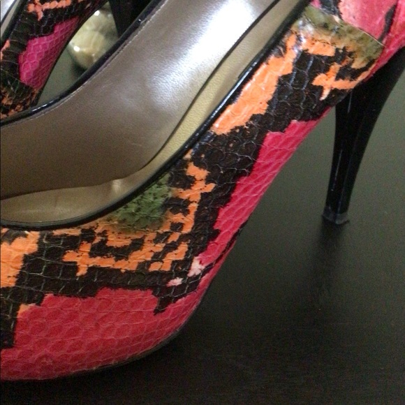 J. Renee Luxe Christiana snakeskin pumps - Picture 12 of 14